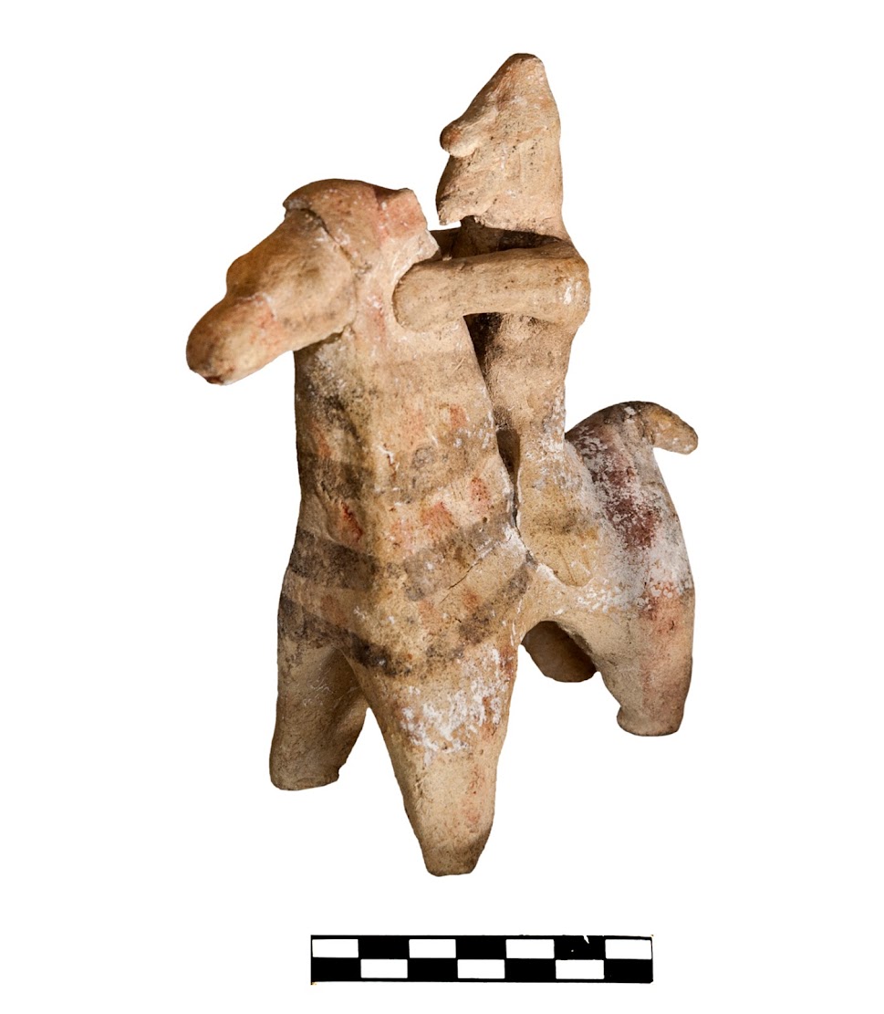 Ancient clay figurine repatriated to Cyprus from UK Ancient clay figurine repatriated to Cyprus from UK