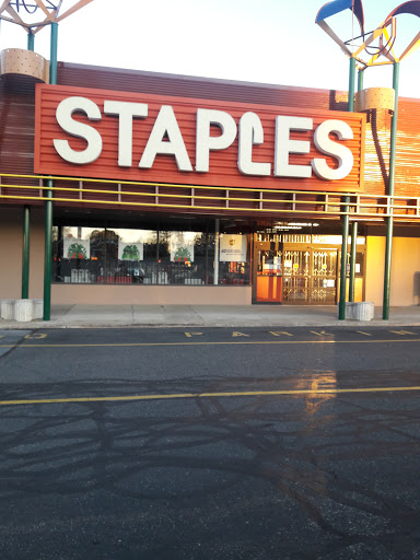 Office Supply Store «Staples», reviews and photos, 937 Paoli Pike, West Chester, PA 19380, USA