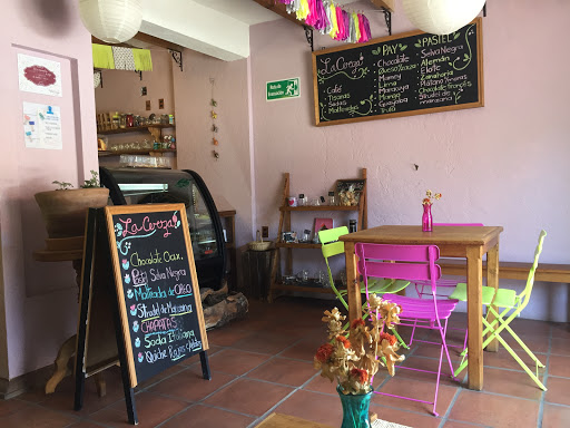 La Cereza Cafetería Y Repostería, Av Hidalgo 5, Sta Maria, 52440 Malinalco, Méx., México, Restaurantes o cafeterías | EDOMEX