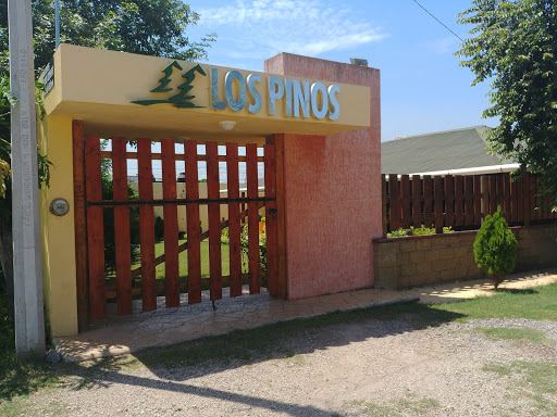 Salon Los Pinos, 60954, Río Balsas 54, 375 Casas, Lázaro Cárdenas, Mich., México, Recinto para eventos | MICH