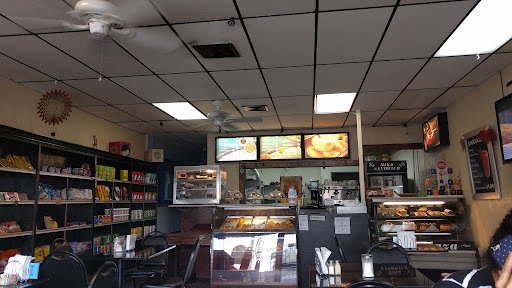 Bakery «La Plaza Bakery And Coffee», reviews and photos, 2100 N Federal Hwy, Hollywood, FL 33020, USA