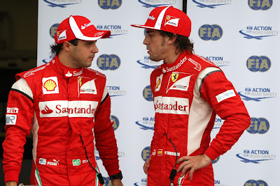 Фелипе Масса и Фернандо Алонсо разговаривают после квалификации на Гран-при Канады 2011