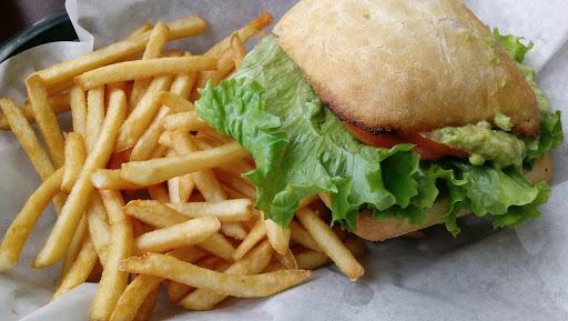 Hamburger Restaurant «Tote Fete Deli & Burger Grill», reviews and photos, 10450 Lansing St, Mendocino, CA 95460, USA