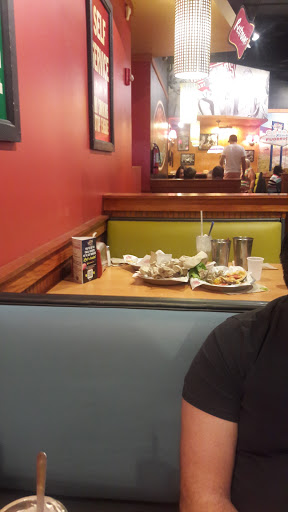 Hamburger Restaurant «Fuddruckers», reviews and photos, 12535 S Apopka Vineland Rd, Orlando, FL 32836, USA