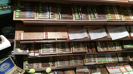 Tobacco Shop «Shreeji Smoke & Vape Shop», reviews and photos, 3224 Long Beach Rd, Oceanside, NY 11572, USA