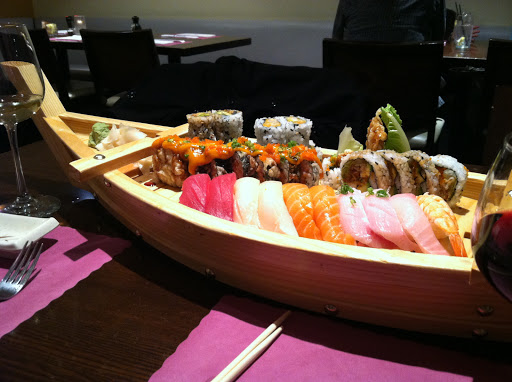 Sushi Restaurant «Umi Inc», reviews and photos, 633 N Main St, Hendersonville, NC 28792, USA