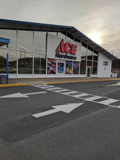 Hardware Store «Capitol Ace Hardware», reviews and photos, 438 Blue Valley Dr, Bangor, PA 18013, USA