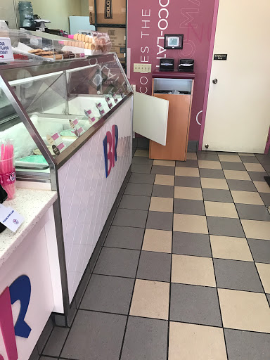 Ice Cream Shop «Baskin-Robbins», reviews and photos, 785 1st St, Gilroy, CA 95020, USA