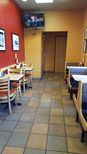 Fast Food Restaurant «DQ Grill & Chill Restaurant», reviews and photos, 7809 Big Bend Blvd, Webster Groves, MO 63119, USA