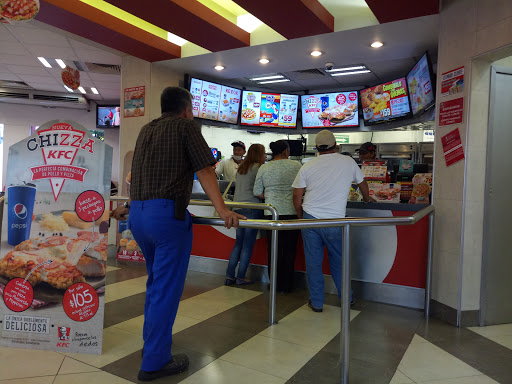 KFC, Av. 11, San Jose, 94560 Córdoba, Ver., México, Restaurante de comida rápida | VER