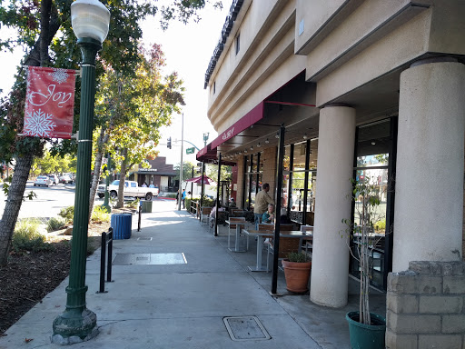 Coffee Shop «The Coffee Bean & Tea Leaf», reviews and photos, 3701 Ocean View Blvd, Montrose, CA 91020, USA