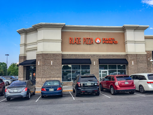 Pizza Restaurant «Blaze Pizza», reviews and photos, 10978 Parkside Dr, Knoxville, TN 37934, USA
