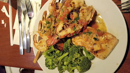 Seafood Restaurant «Red Lobster», reviews and photos, 2283 W March Ln, Stockton, CA 95207, USA
