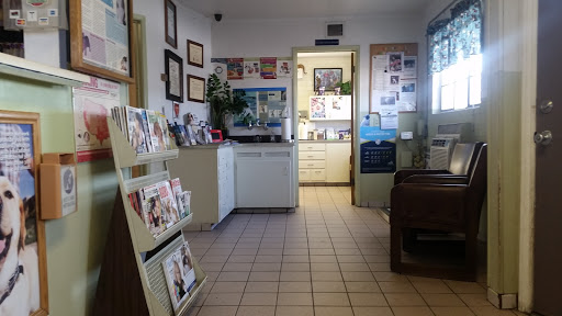 Animal Hospital «West Foothill Animal Hospital», reviews and photos