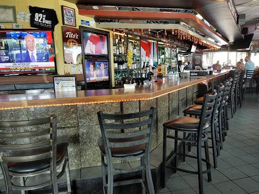 Bar & Grill «Ninety-Second Street Cafe-Bar», reviews and photos, 9160 E Shea Blvd, Scottsdale, AZ 85260, USA