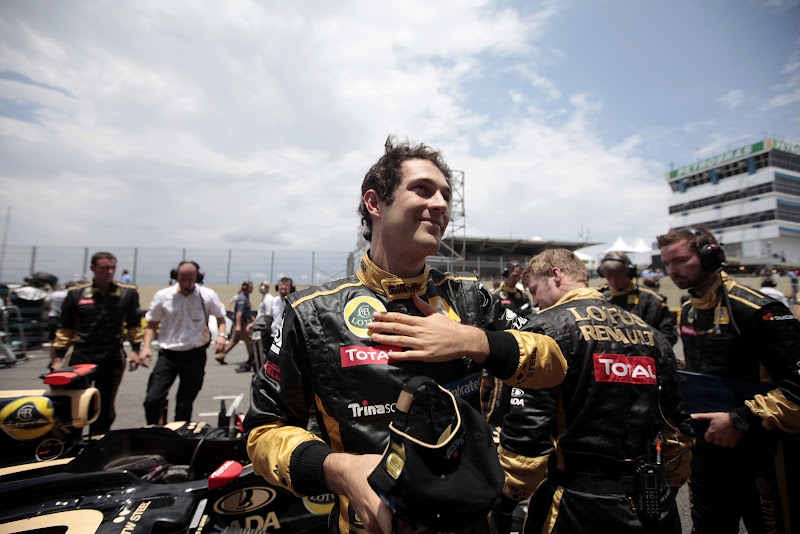 bruno_senna_heart_bra11.jpg
