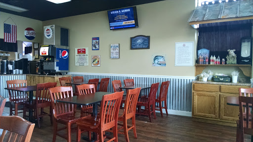 Barbecue Restaurant «LawLers Barbecue Airport & Whitesburg», reviews and photos, 5004 Whitesburg Dr S A, Huntsville, AL 35802, USA