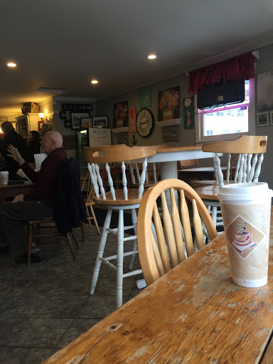 Coffee Shop «Coffee Cottage», reviews and photos, 88 Mahtomedi Ave, St Paul, MN 55115, USA