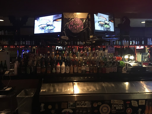 Bar «Big Dog Saloon Sports Bar», reviews and photos, 2929 Kentucky Ave, Indianapolis, IN 46221, USA