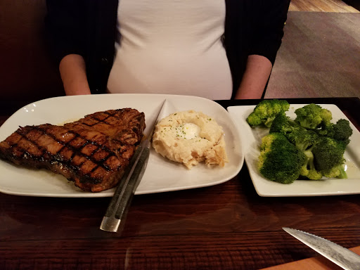 Steak House «LongHorn Steakhouse», reviews and photos, 390 West St, Mansfield, MA 02048, USA