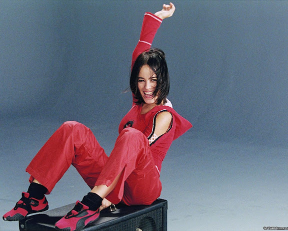  Alizee