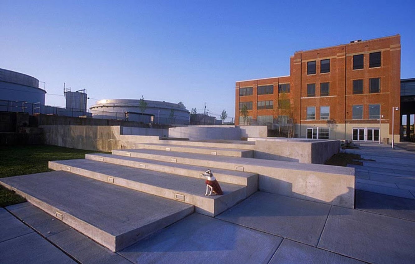 W Architecture