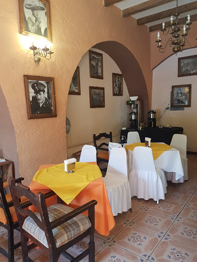 Restaurante Casa Vieja, Calle 1 Pte 108, Centro de la Ciudad, 75700 Tehuacán, Pue., México, Restaurantes o cafeterías | PUE