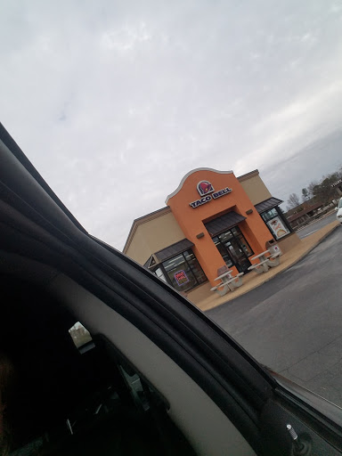 Mexican Restaurant «Taco Bell», reviews and photos, 71 McCurdy Ave N, Rainsville, AL 35986, USA