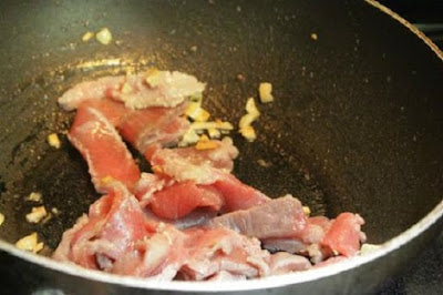 canh thịt bò cà chua