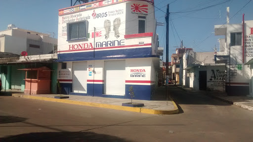 Honda Maríne, Blvd. Juan Soto, Centro, 95270 Alvarado, México, Tienda de motores fueraborda | VER