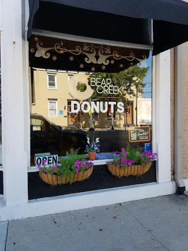 Donut Shop «Bear Creek Donuts», reviews and photos, 80 S Main St, Miamisburg, OH 45342, USA