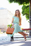 Şedinţă foto pentru poşete piele MGQ, Model: Daniela, Foto: Ciprian Neculai - - http://artandcolor.ro Şedinţă foto pentru poşete piele MGQ, Model: Daniela, Foto: Ciprian Neculai - - http://artandcolor.ro