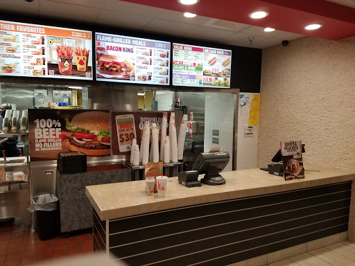 Fast Food Restaurant «Burger King», reviews and photos, 1610 VFW Pkwy, West Roxbury, MA 02132, USA