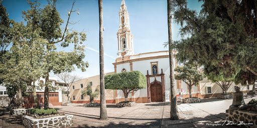 San Juan Bautista, Del Cardenal 25, Raquet Club, 45820 San Juan Cosalá, Jal., México, Iglesia católica | JAL