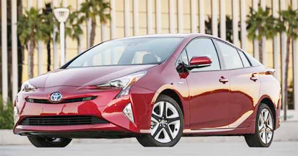 2017 Toyota Prius Prime gets Solar Cell Roof, Unveiled in US