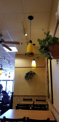 Restaurant «Subway», reviews and photos, 3 Everett St #3d, Revere, MA 02151, USA