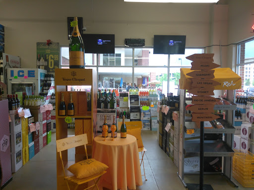 Wine Store «Destination Wine & Liquor», reviews and photos, 620 White Plains Rd, Tarrytown, NY 10591, USA