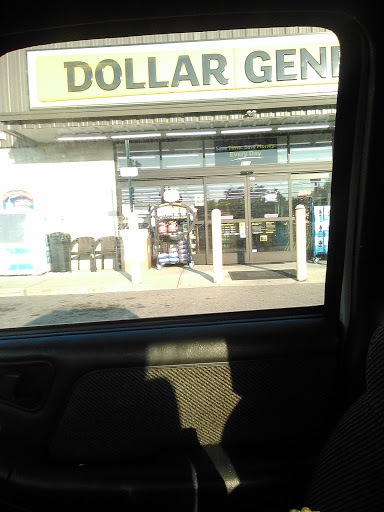 Discount Store «Dollar General», reviews and photos, 622 Green Blvd, Aurora, IN 47001, USA