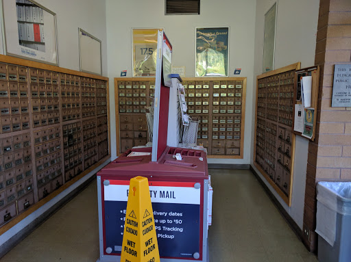 Post Office «US Post Office», reviews and photos, 5665 Hood St, West Linn, OR 97068, USA