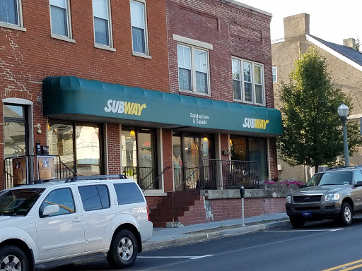 Restaurant «SUBWAY®Restaurants», reviews and photos, 64 N Broad St, Lititz, PA 17543, USA
