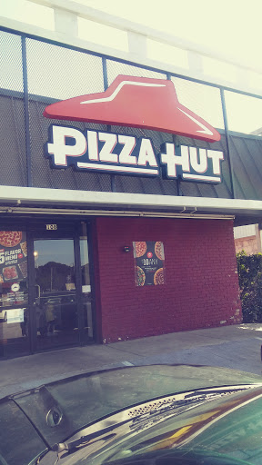 Pizza Restaurant «Pizza Hut», reviews and photos, 201 E Princeton Dr, Princeton, TX 75407, USA