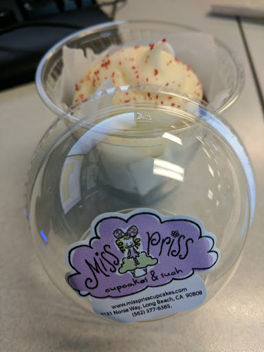 Bakery «Miss Priss Cupcakes & Such», reviews and photos, 4131 Norse Way, Long Beach, CA 90808, USA