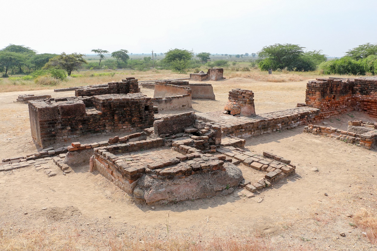 Lothal, 4,400-year-old `City of Dead', being killed slowly Lothal, 4,400-year-old `City of Dead', being killed slowly