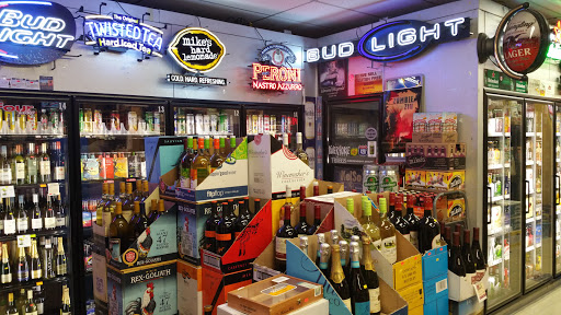 Liquor Store «Gillette Liquors Super Saver», reviews and photos, 399 Valley Rd, Gillette, NJ 07933, USA