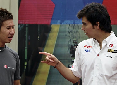 Серхио Перес дает наставления Камуи Кобаяши на Гран-при Сингапура 2011