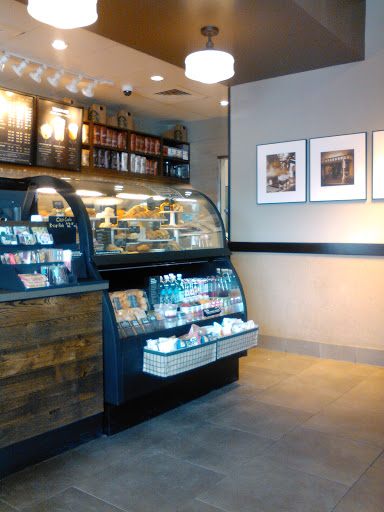 Coffee Shop «Starbucks», reviews and photos, 11353 S Saginaw St, Grand Blanc, MI 48439, USA