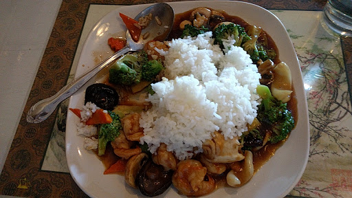 Restaurant «New Yen Ching Restaurant», reviews and photos, 6511 Pacific Ave, Stockton, CA 95207, USA