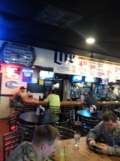 Bar «Break Away II Sports Lounge», reviews and photos, 13726 Pennsylvania Ave, Hagerstown, MD 21742, USA