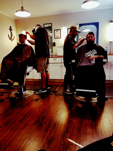 Barber Shop «The Broken Comb Barber Shop», reviews and photos, 2205 N Lakewood Blvd, Long Beach, CA 90815, USA