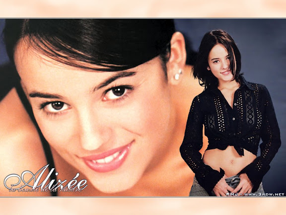  Alizee